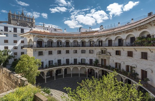 El Arenal Apartment | Genteel Home Cabildo III