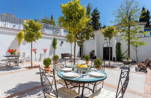 Realejo-San Matias Apartment | Genteel Home Carmen San Ignacio I