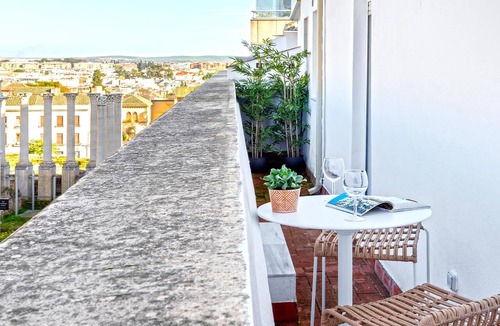 Distrito Centro Apartment | Genteel Home Claudio Marcelo
