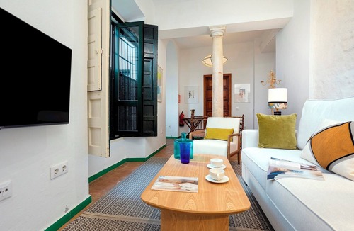 San Bartolome Apartment | Genteel Home Corral del Rey