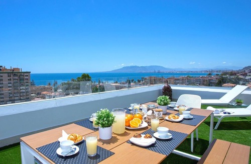 El Palo Apartment | Genteel Home Elcano Terrace