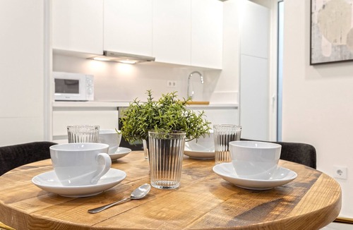 Feria Apartment | Genteel Home Feria I
