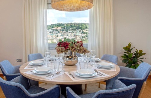 Cervantes Apartment | Genteel Home Góngora