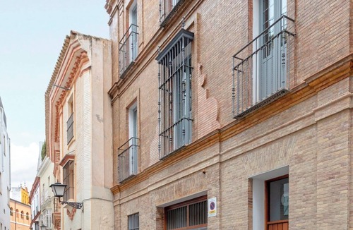 Historical Center Apartment | Genteel Home Goyeneta