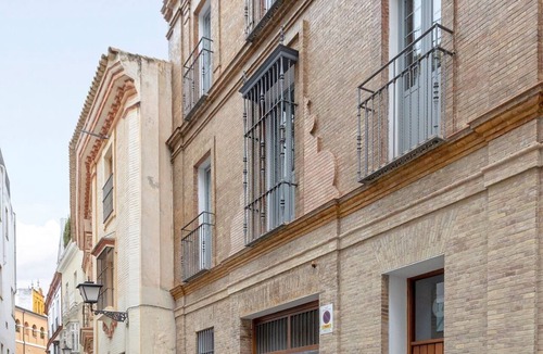 Historical Center Apartment | Genteel Home Goyeneta