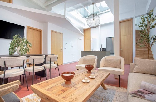 Alameda Apartment | Genteel Home Gran Poder III