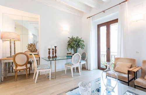 Museo Apartment | Genteel Home Julio Cesar