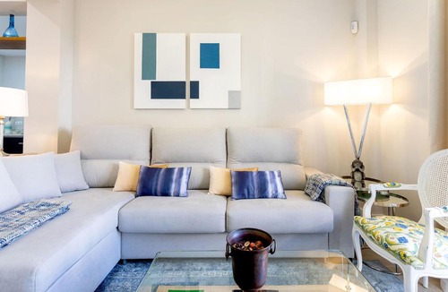 El Arenal Apartment | Genteel Home Maestranza