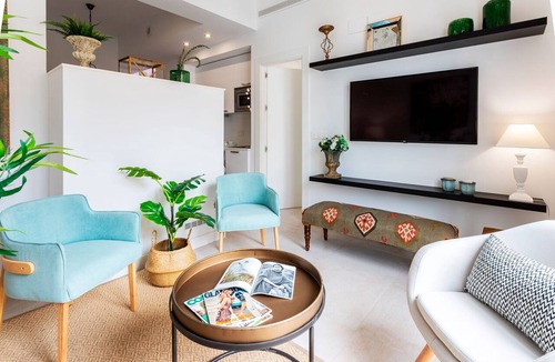 Santa Cruz Apartment | Genteel Home Mateos Gago IV