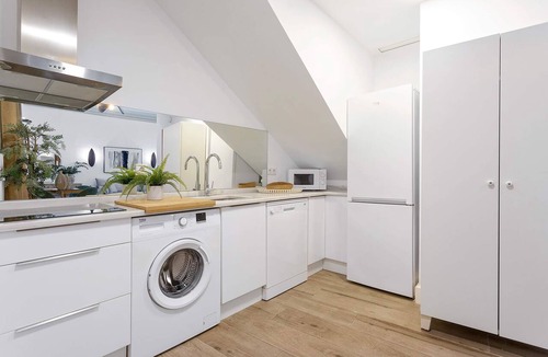 El Arenal Apartment | Genteel Home Padre Marchena III