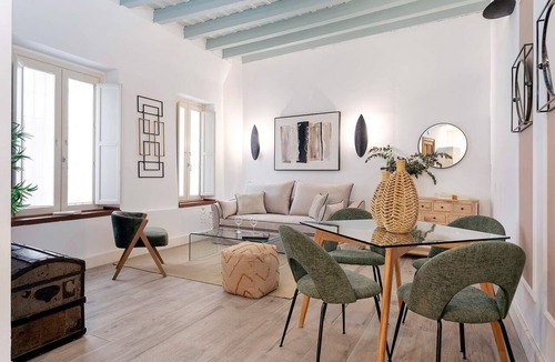 El Arenal Apartment | Genteel Home Padre Marchena III