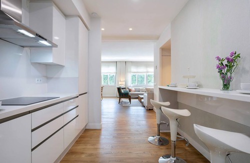La Caleta Apartment | Genteel Home Paseo de Reding