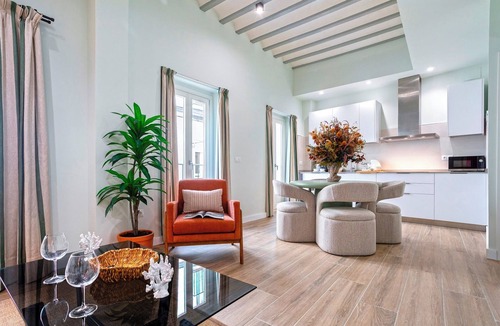 Old Town Apartment | Genteel Home Patrocinio Cádiz