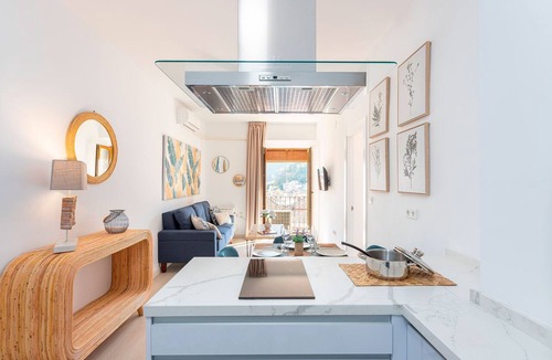 Albaicin Apartment | Genteel Home Plaza Nueva Granada