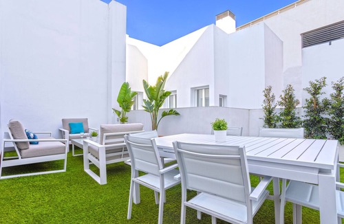 San Roque Apartment | Genteel Home Recaredo X