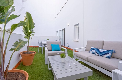 San Roque Apartment | Genteel Home Recaredo X