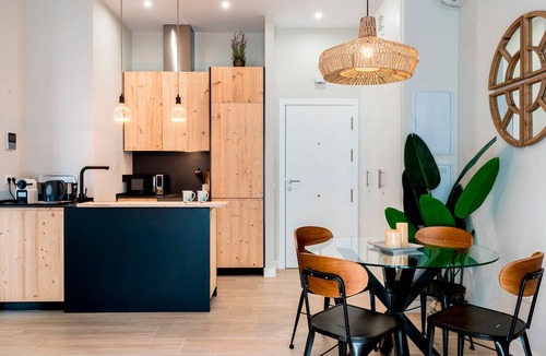 Old Town Apartment | Genteel Home Sagasta