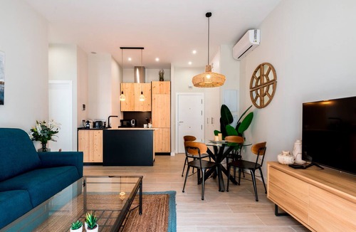 Old Town Apartment | Genteel Home Sagasta
