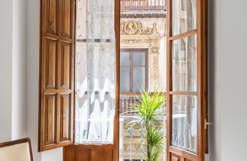 Centro - Sagrario Apartment | Genteel Home Sagrado Corazon