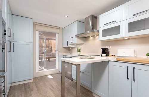 Distrito Centro Apartment | Genteel Home San Pablo Terrace