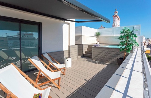 San Lorenzo Apartment | Genteel Home San Vicente Terrace V