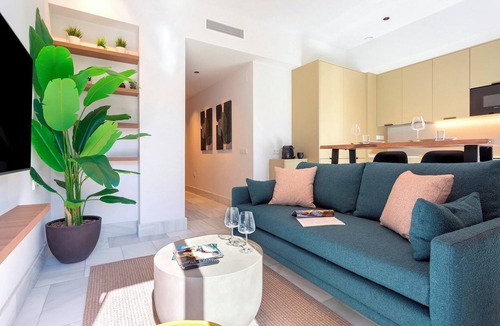San Lorenzo Apartment | Genteel Home San Vicente