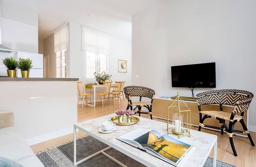 Ensanche Centro Apartment | Genteel Home Trinidad Grund G