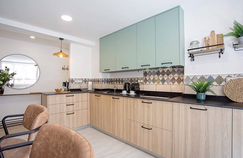 La Victoria Apartment | Genteel Home Victoria