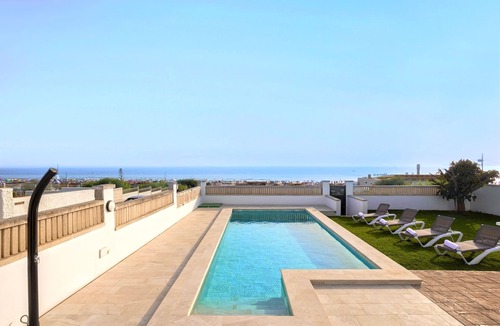 Chiclana de la Frontera Villa | Genteel Home Villa Mirador de la Barrosa