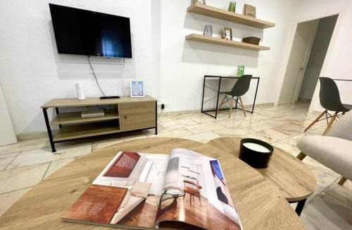 San Miguel-Capuchinos Apartment | Geysotur Capuchinas parking gratis