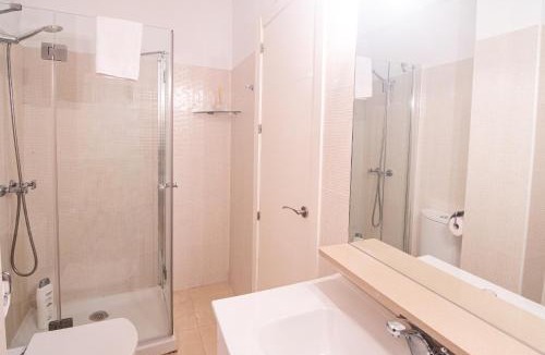 San Miguel-Capuchinos Apartment | Geysotur Capuchinas parking gratis