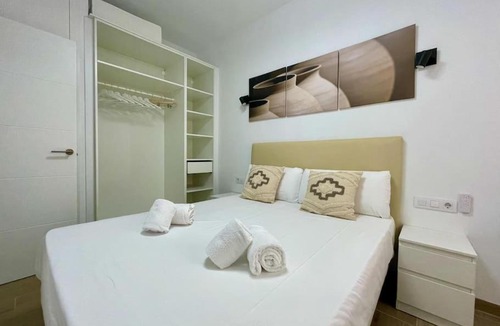 Distrito Centro Apartment | Geysotur El Umbral de Muñices