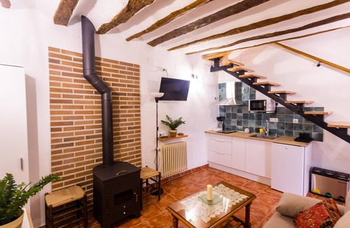 Quesada Apartment | Gilillo Rural Apartment, Duplex with Whirlpool Bathtub