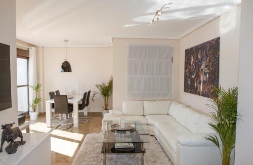 New Golden Mile Apartment | Golf Hills