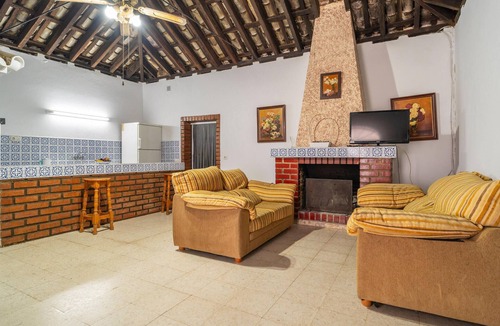 Algar House | Gorgeous home in Algar