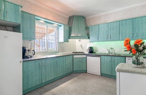 Carratraca House | Gorgeous home in Carratraca