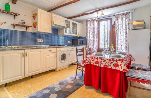 Alcala la Real House | Gorgeous home in Alcala la Real