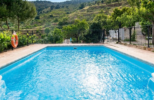 Laroya House | Gorgeous home in Laroya with house a panoramic view