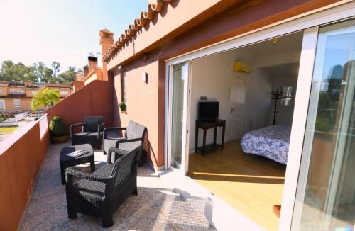 Guadalmar House | Gran casa Ámbar Málaga