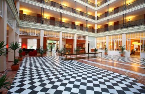 Alange Hotel | Gran Hotel Aqualange - Balneario de Alange