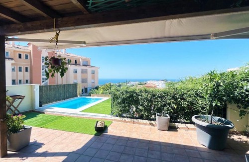 Benagalbon Apartment | Gran Terraza con Vistas al Mar y Piscina