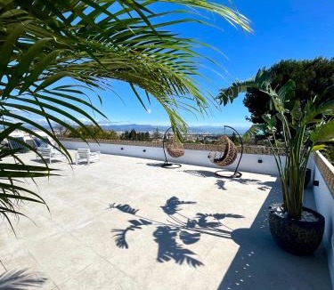 Churriana Villa | GRAND VILLA Costa del Sol, 10 bedrooms, sleeps up to 30, sea view
