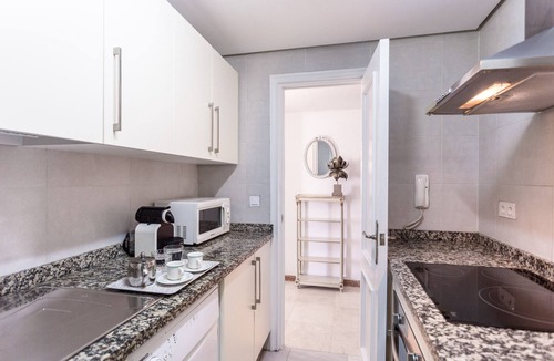 El Arenal Apartment | Great "Pied a Terre" for 2 with parking and views