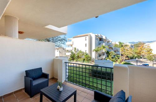 Elviria Apartment | Green Hills Chic 3 Bed Apt Elviria, Marbella