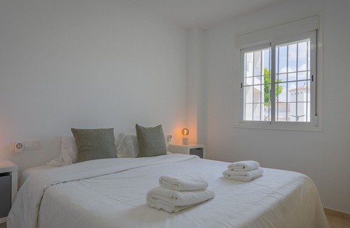 Manilva Apartment | Groundfloor apt. 6 guests with garden access