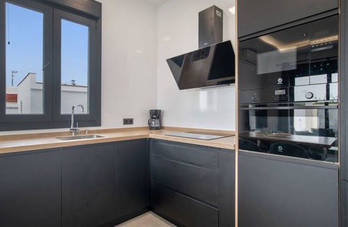 Conil de la Frontera House | Guest House 'Jazmin' with Private Pool, Wi-Fi and Air Conditioning