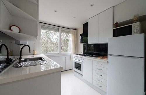 Palomeras Bajas Apartment | GuestReady- Bright stay in Madrid