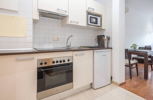 Bormujos Apartment | GuestReady - Domocenter studio with garage