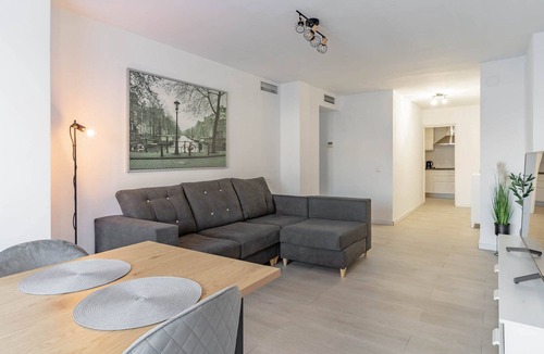 Jardin de la Abadia Apartment | GuestReady - Modern flat near Malaga Centre