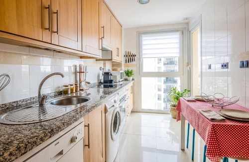 San Fernando Apartment | GuestReady - San Fernando Torres de la Caseria JP